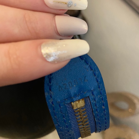 Louis Vuitton Epi Bag - ❌SOLD❌ - Picture 9 of 9